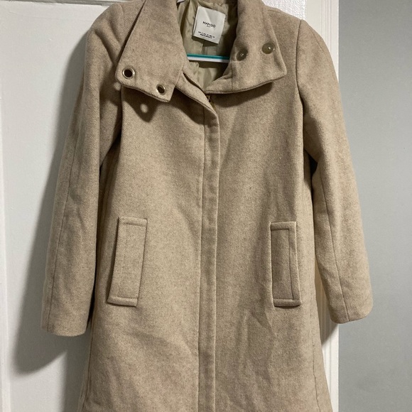 Coat - Picture 2 of 2